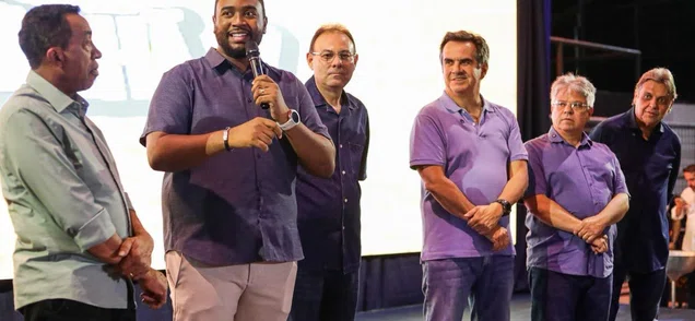 Joel, Jeová e Ciro participam da primeira reunião, juntos, e falam de propostas