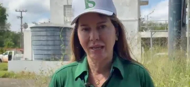 Prefeita Ivanária Sampaio visita sistema da Águas do Piauí em Esperantina