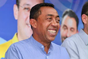 Joel Rodrigues recebe adesão do presidente do PT de Isaías Coelho
