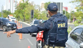 PRF intensifica fiscalização em rodovias federais que cortam o Piauí durante as férias