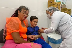 FMS reforça vacinação de crianças e adolescentes nas féria em Teresina