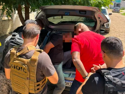 Polícia prende dupla suspeita de arrombamento de veículo em Teresina