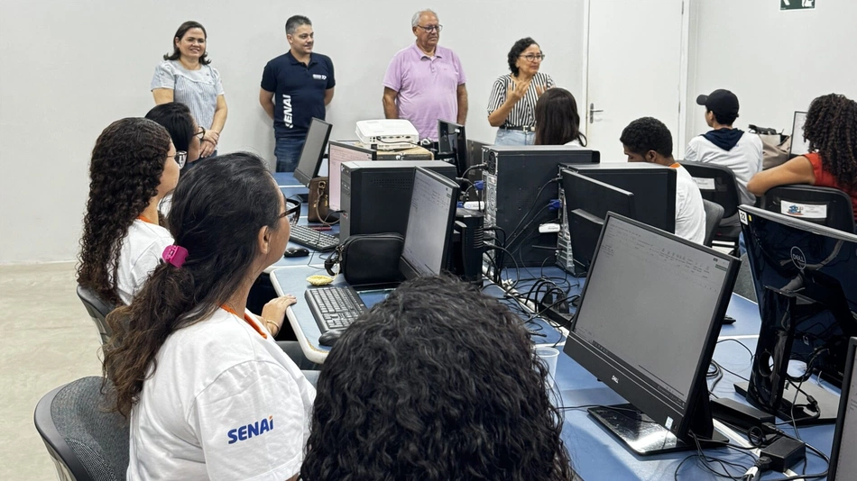 Fundação Wall Ferraz conclui curso de Operador de Computador em Teresina