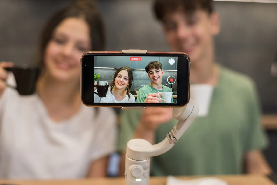 Especialista recomendam equilíbrio no uso de redes digitais para evitar sobrecarga mental