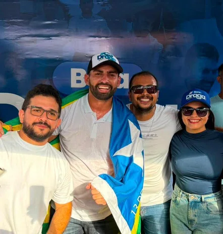Draga Alana é oficializado candidato a deputado estadual durante convenção 