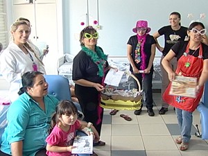 A a&ccedil;&atilde;o funciona tamb&eacute;m como distra&ccedil;&atilde;o para muitas crian&ccedil;as (Imagem:Reprodu&ccedil;&atilde;o/TV Integra&ccedil;&atilde;o)