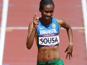 Atleta disputa agora prova do revezamento 4x400m livres(Imagem:Reprodu&ccedil;&atilde;o)