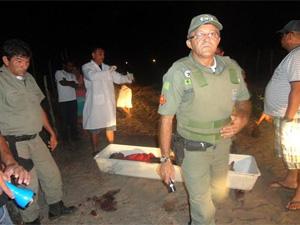 Policiais militares e civis estiveram no local(Imagem:Reprodu&ccedil;&atilde;o)