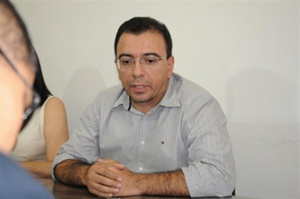 Aderivaldo Andrade, presidente da Fundação Hospitalat de Teresina(Imagem:Reprodução)