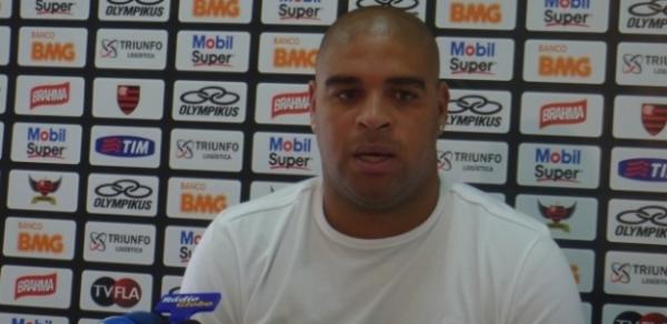 Adriano est&aacute; sem clube desde novembro quando foi rescindiu com o Flamengo(Imagem:Reprodu&ccedil;&atilde;o)
