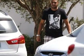 Adriano não entrou em campo pelo Fla este ano