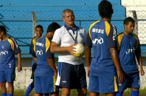 Além de meia, Fahel Júnior contará com desfalque do goleiro Cléber