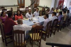 Arinaldo almoçou com os prefeitos da região de São João
