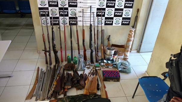 Armas de fogo apreendidas em Luzilândia(Imagem:Reprodução)