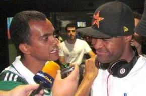 Assunção em sua chegada em Salvador, quando foi presenteado