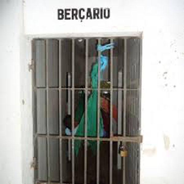 Bebês dentro de celas em presídio do Piauí(Imagem:Reprodução)
