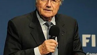 Blatter está preocupado com as elevadas temperaturas