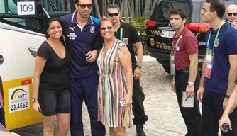 Buffon não recusou pedidos de fotos na saída do hotel da Itália