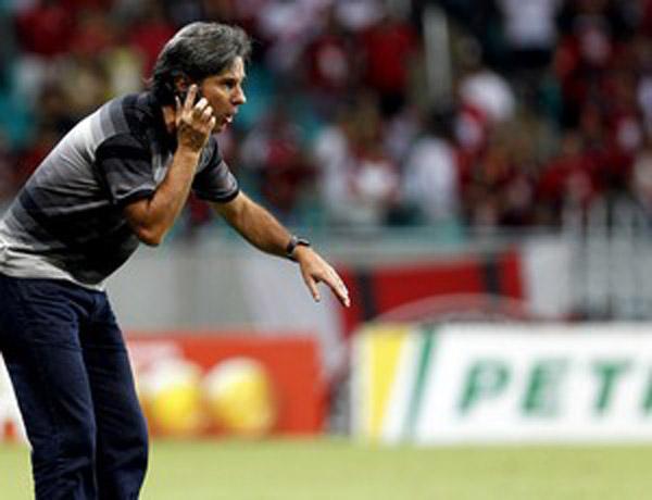 Caio Júnior é o nome forte para assumir o Coxa.(Imagem:Reprodução)