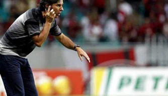 Caio Júnior é o nome forte para assumir o Coxa.
