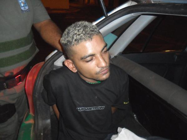 Capilé sendo preso.(Imagem:Chagas Silva  )