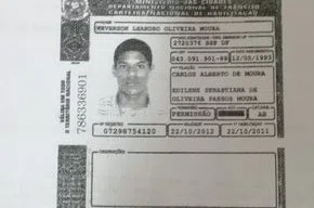 Carteira falsa de Leandro foi comprada