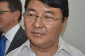 Superintendente da Strans, Pang Yen Hsiao.