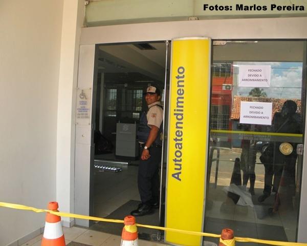 Criminosos arrombam caixas eletr&ocirc;nicos (Imagem:Reprodu&ccedil;&atilde;o)