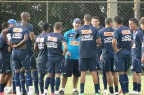 Cruzeiro se reapresenta após derrota para a Ponte Preta