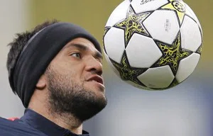 Daniel Alves no treino do Barcelona
