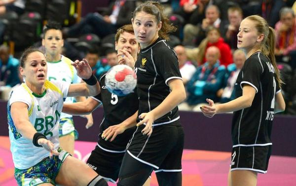 Daniela Piedade marcou dois gols na vit&oacute;ria da sele&ccedil;&atilde;o sobre Montenegro(Imagem: AFP)