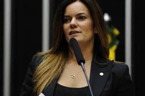 Deputada federal Iracema Portella.