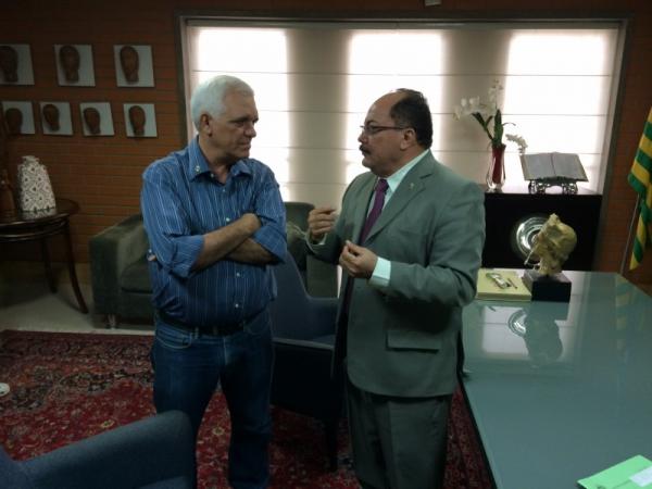 Deputado Them&iacute;stocles Filho recebe presidente do TJ Piau&iacute;(Imagem:Divulga&ccedil;&atilde;o)