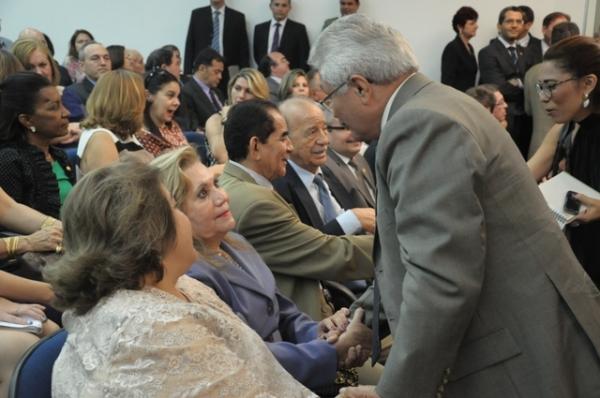 Elmano prestigia posse da primeira mulher a comandar o TCE-PI(Imagem:Reprodu&ccedil;&atilde;o)