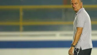 Em sua segunda passagem pelo Vasco, Dorival sai em baixa