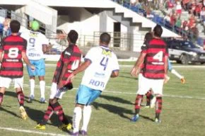 Empate contra o Ypiranga, dentro de casa, complicou a situação da Raposa