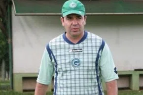 Enderson Moreira mantém tranquilidade e vê Goiás bem na tabela