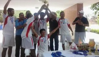 Equipe R.R. Contas foi a campeã do Torneio de Futsal do Comerciário