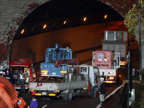 Equipes de resgate continuam trabalhos em túnel no Japão(Imagem:Reprodução)