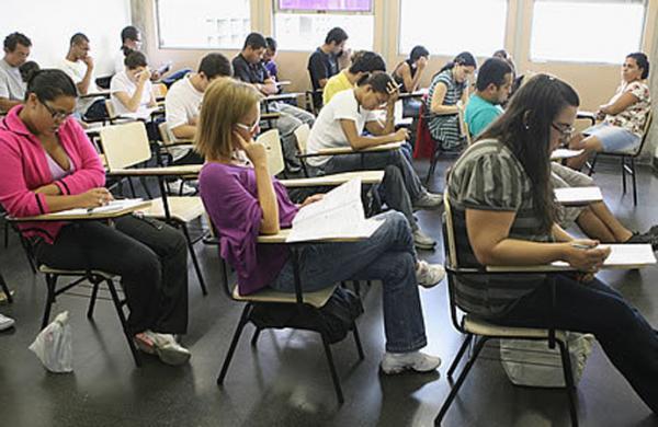 Erros de portugu&ecirc;s ser&atilde;o punidos com maior rigor no Enem 2013(Imagem:Reprodu&ccedil;&atilde;o)