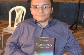 Escritor Salvador de Castro