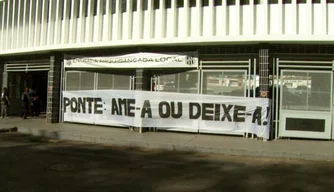 Faixa dá o recado para os jogadores da Ponte Preta