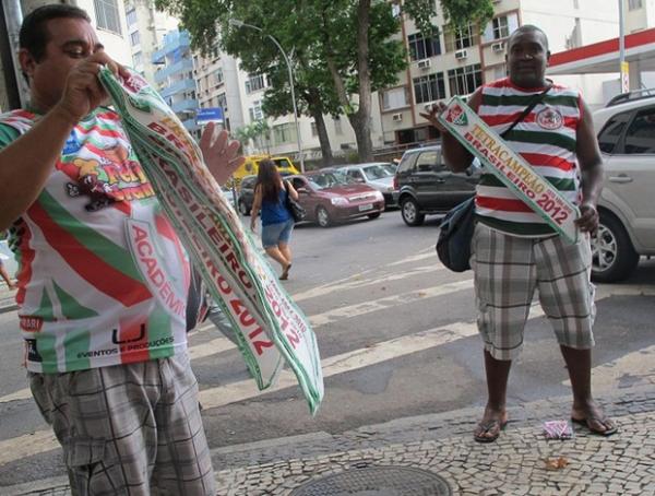 Faixas de campeão são vistas pela cidade (Imagem:Reprodução)