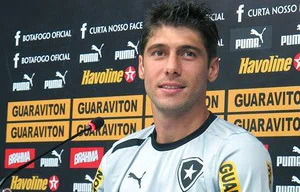 Fellype Gabriel mostra confiança para jogar domingo