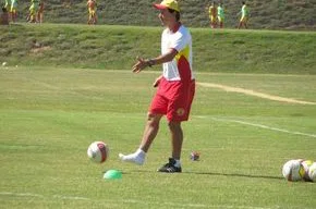Fernando Diniz - técnico do Atlético Sorocaba