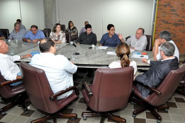 FIEPI reúne diretoria para apresentar projeto do cadastro industrial(Imagem:Divulgação)
