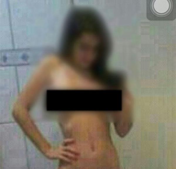 Foto de garota de Teresina-PI, que estaria na Web e está sendo investigada pela Polícia Civil (Imagem:Reprodução)