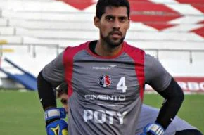 Fred põe na conta da qualidade dos adversários os gols sofridos na Série C