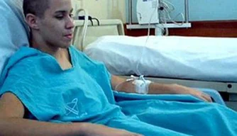 Gabriel Diniz, lutador de jiu-jítsu, no hospital em Vila Velha