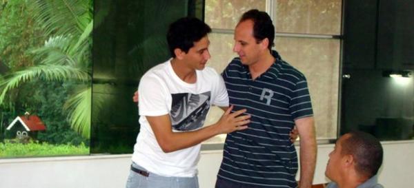 Ganso e Rogério Ceni se encontram no CT(Imagem:Divulgação)